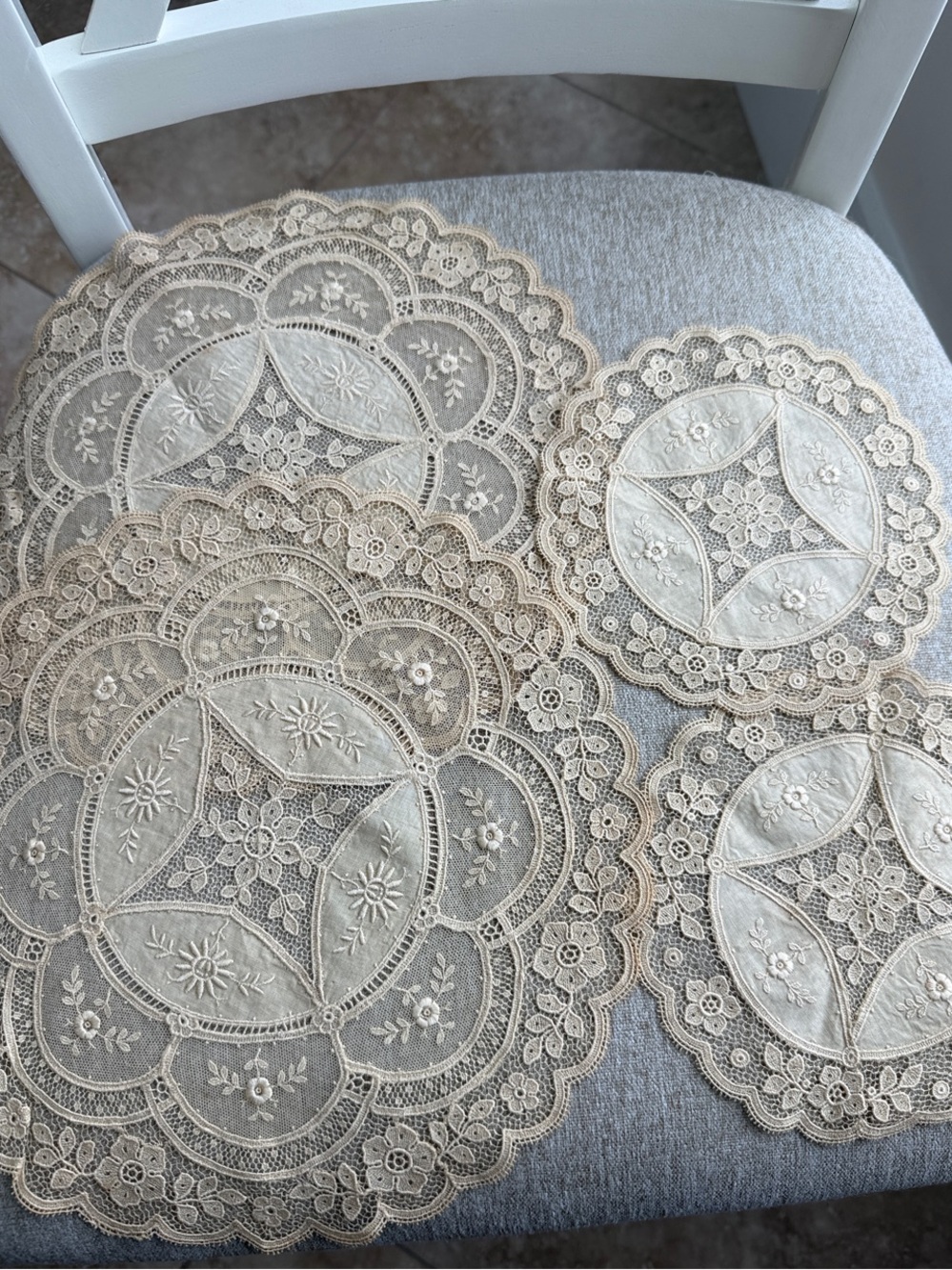 Vintage Beige Lace Doily Set — Elegant Table Accents